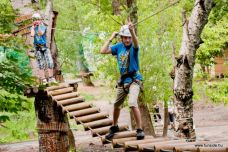 653n
